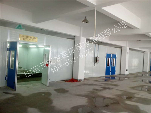 家具木門噴漆房